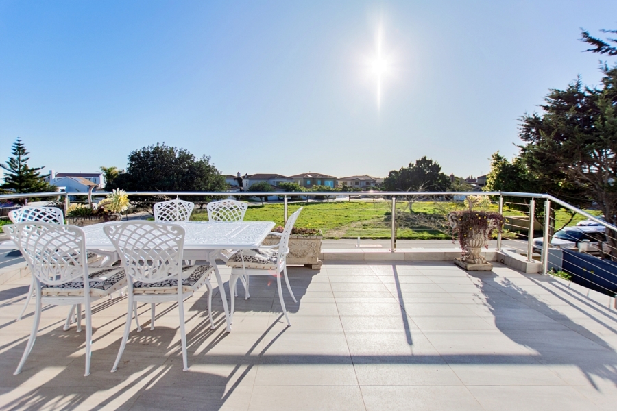 4 Bedroom Property for Sale in Port Owen Western Cape